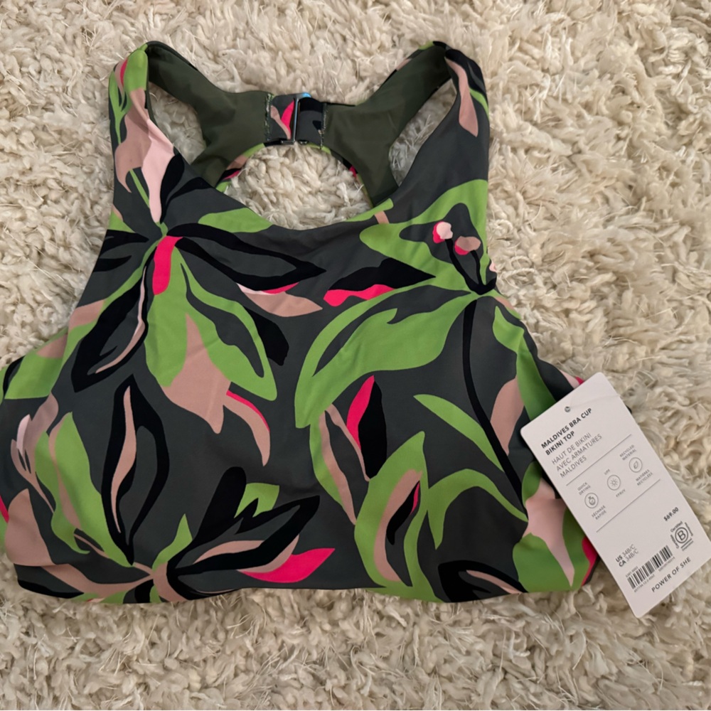 NEW Athleta Swim Top